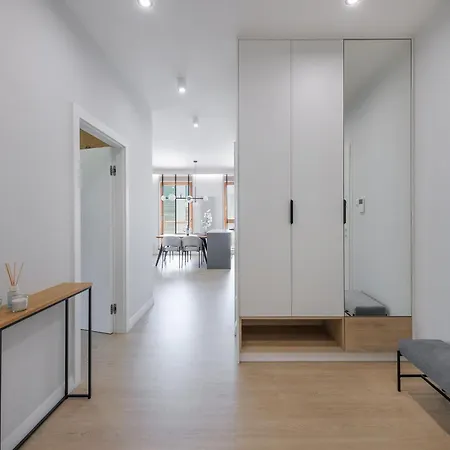 Rolling Stone - Nadmorski Dwor Premium Gdańsk